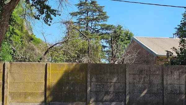 Lote en Leóncio de la Barrera 400
