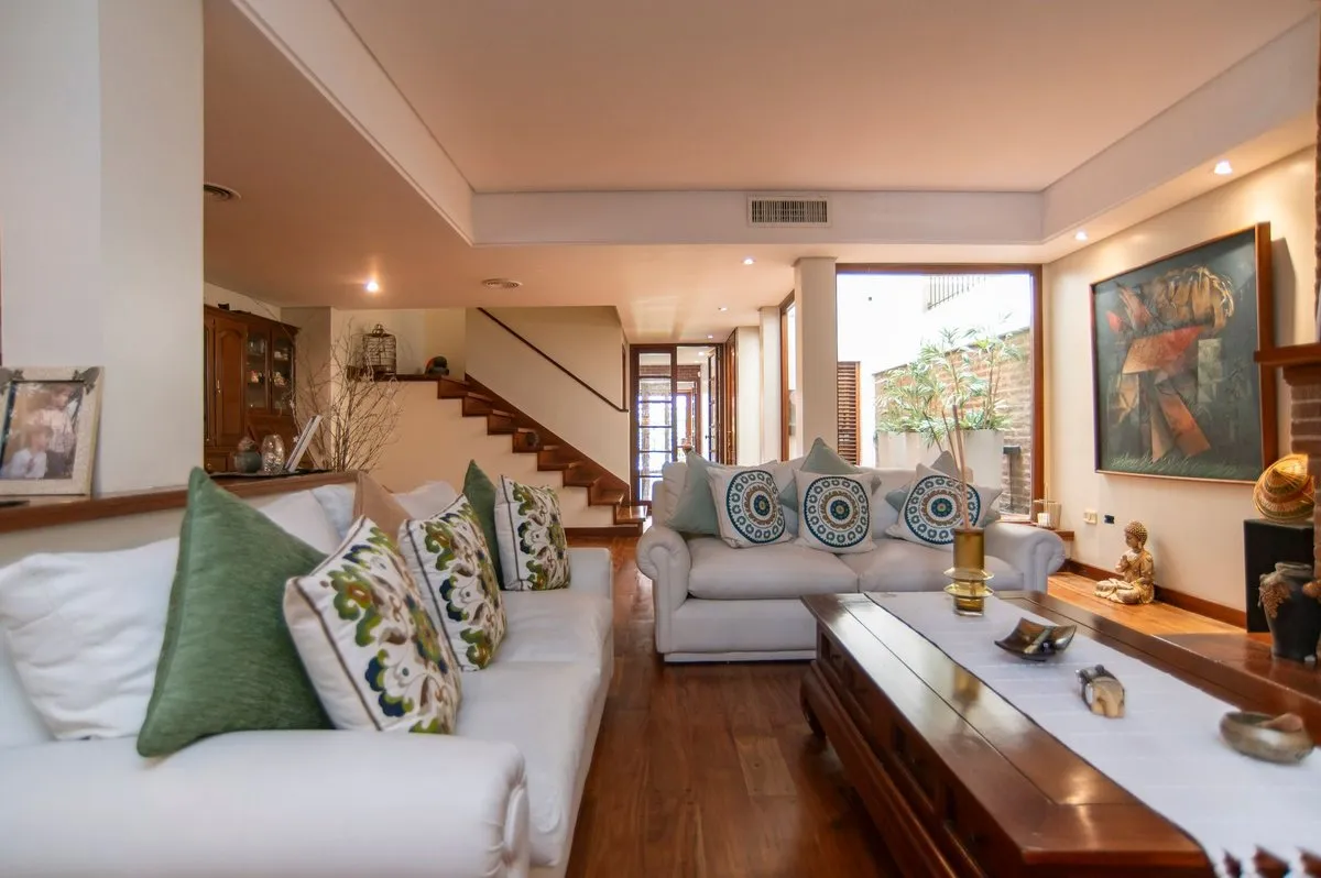 Casa en 16 E/ 38 y 39 300