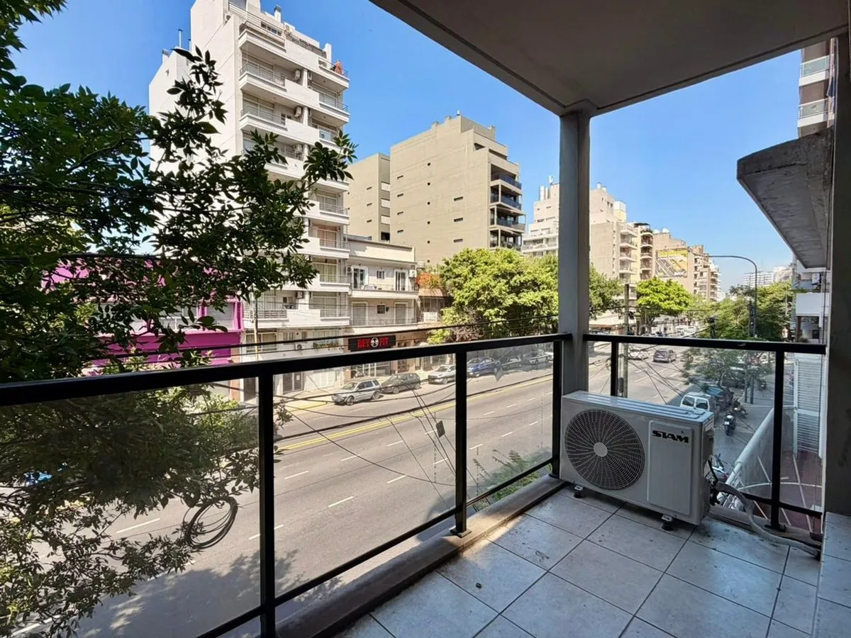 Departamento en Avenida Álvarez Thomas 900