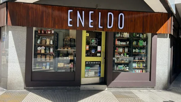 Local Comercial en Avenida Las Heras 2000