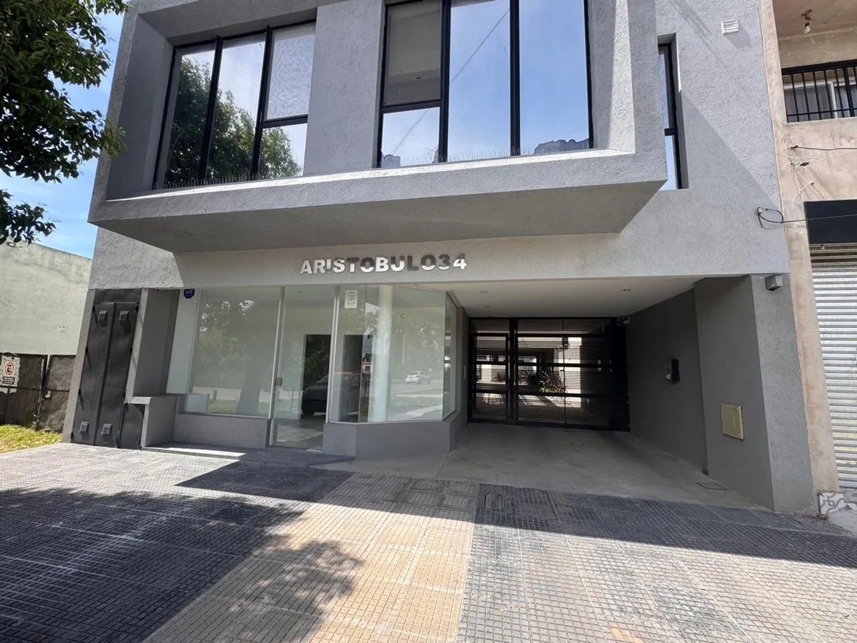 Local Comercial en Aristóbulo del Valle 0