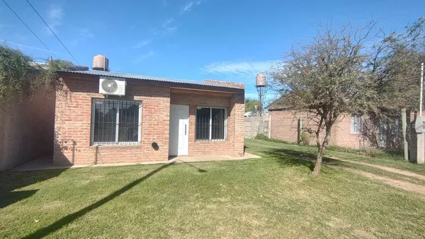Casa en Avenida 13 de Caballeria 2100