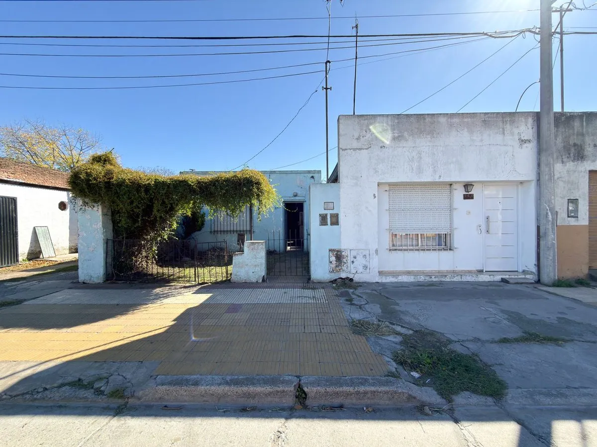 Casa en Pasteur 800