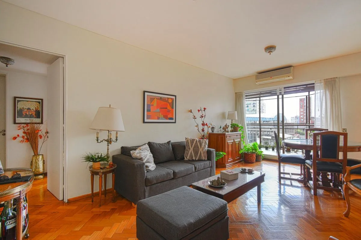 Departamento en Av. Rivadavia 4700