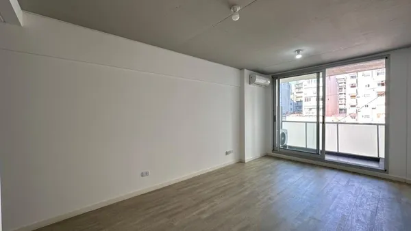 Departamento en Viamonte 2100