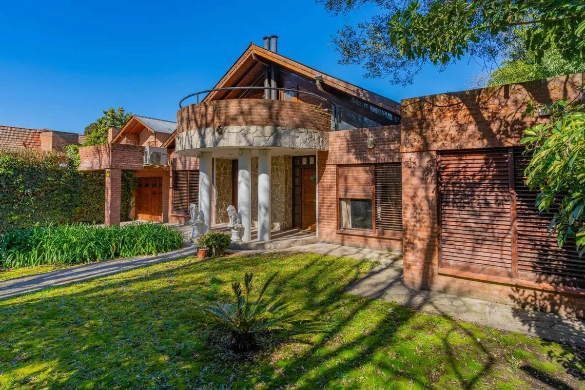 Casa en Maríe Curie 5900