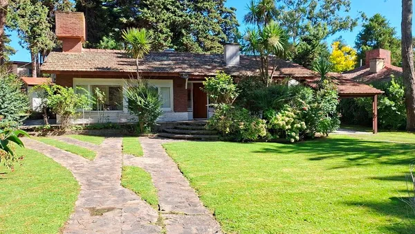 Casa en De la Foca 300