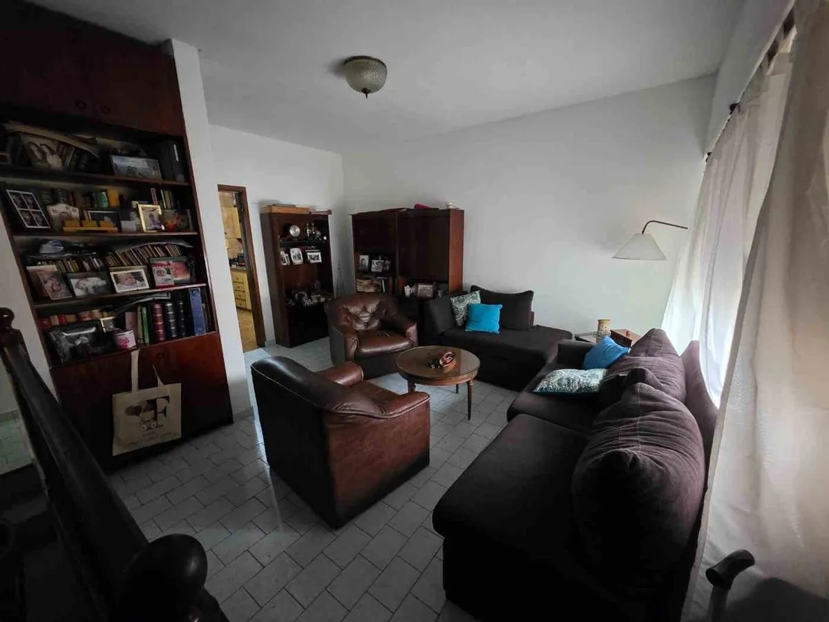 Casa en Lobos 2100