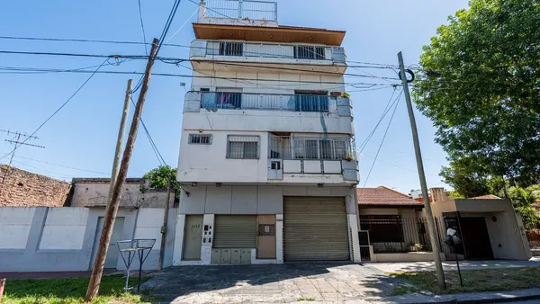 Galpon en Comodoro Rivadavia 2400