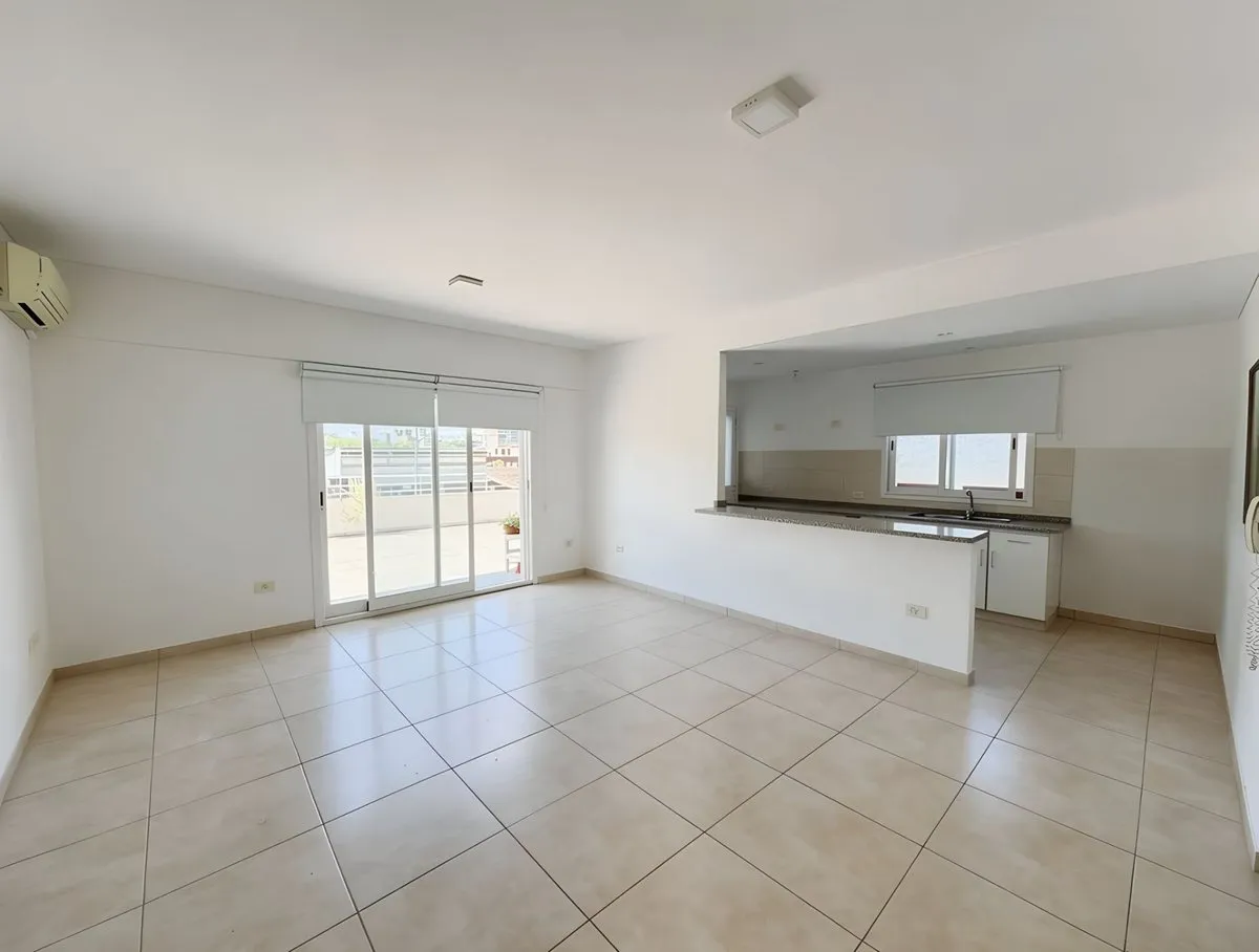 Departamento en Avenida Cazón 1300