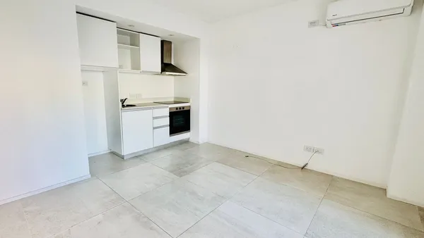 Departamento en Otamendi 500