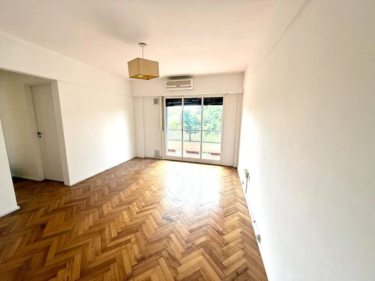 Departamento en Libertador 8300