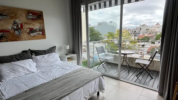 Departamento en Behring 2500