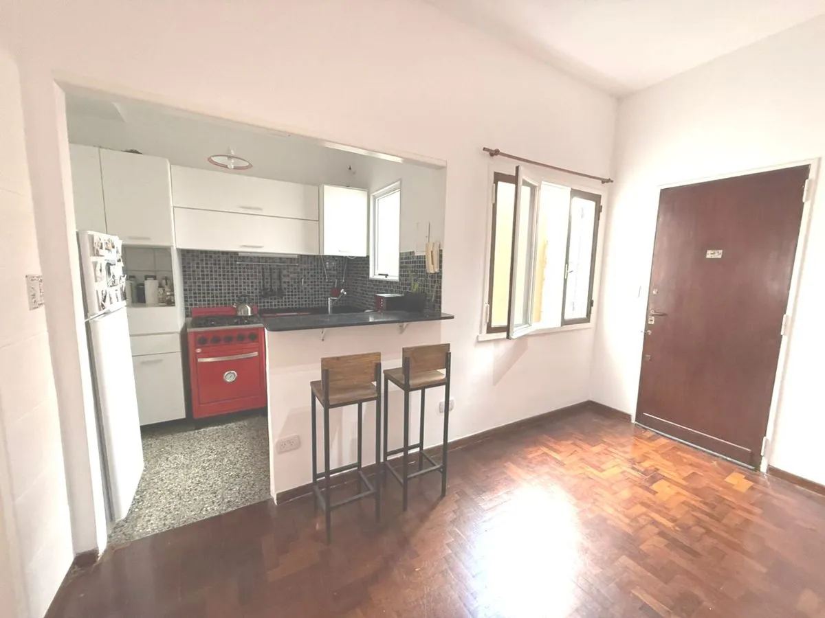 Departamento en Yatay 100