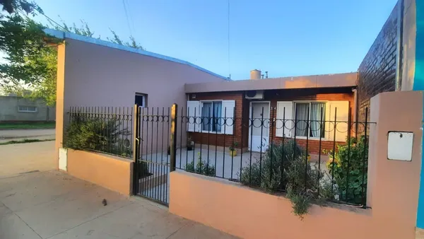 Casa en Rivera 300