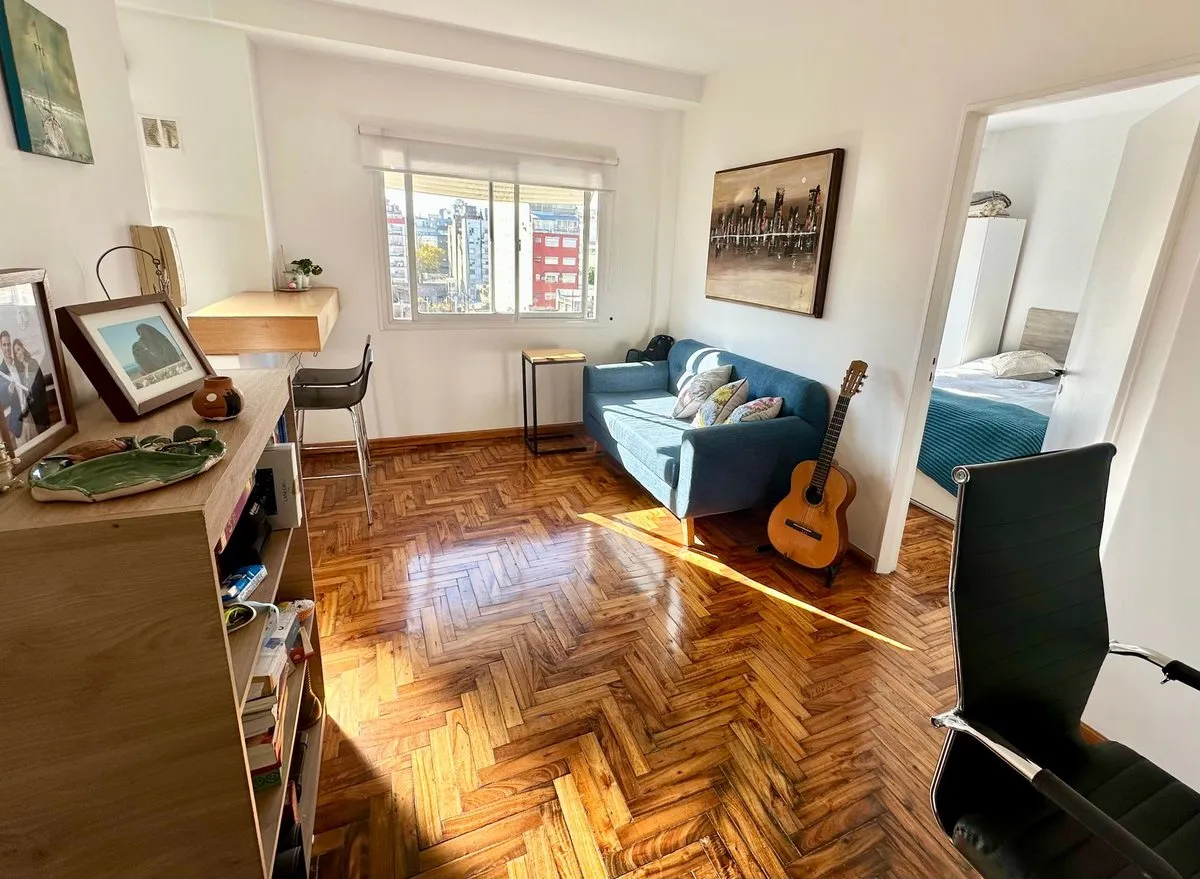 Departamento en Bartolomé Mitre 2000