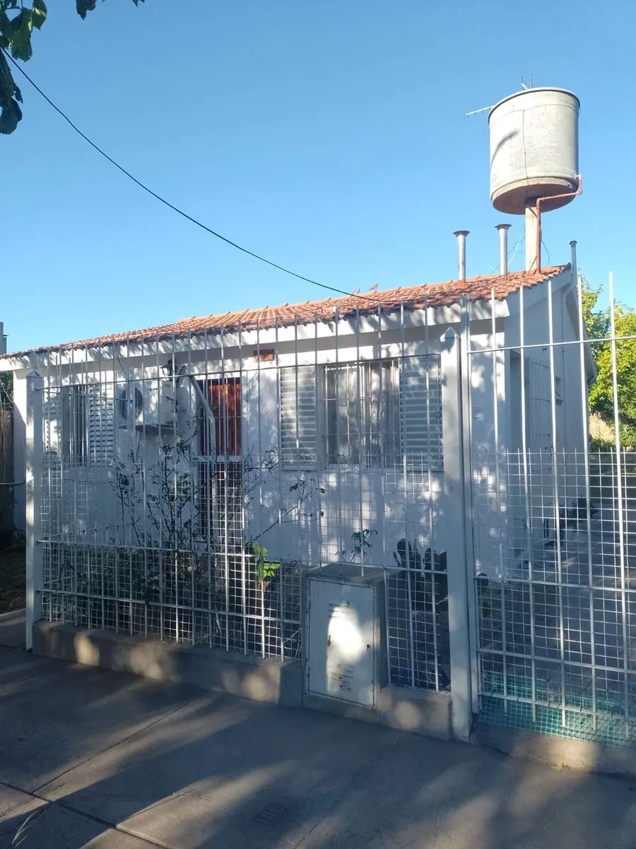 Casa en Ascasubi y Mercedes Aguilera 0