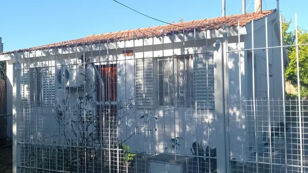 Casa en Ascasubi y Mercedes Aguilera 0
