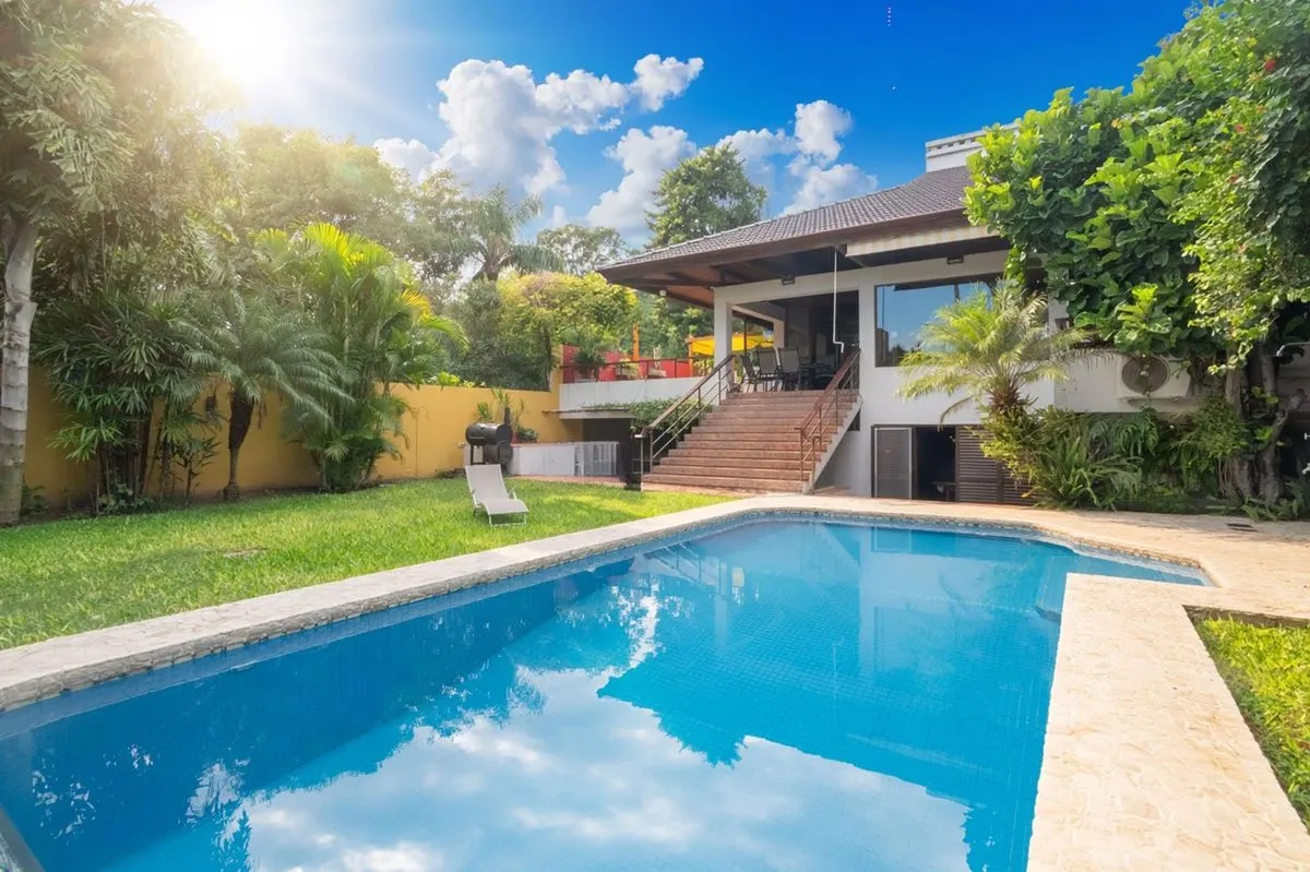 Casa en Avenida Almirante Brown 6800