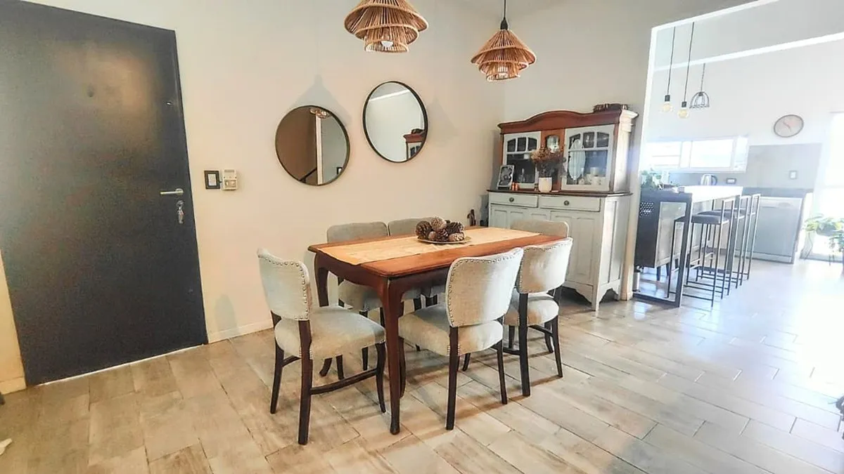 Casa en Caseros 200