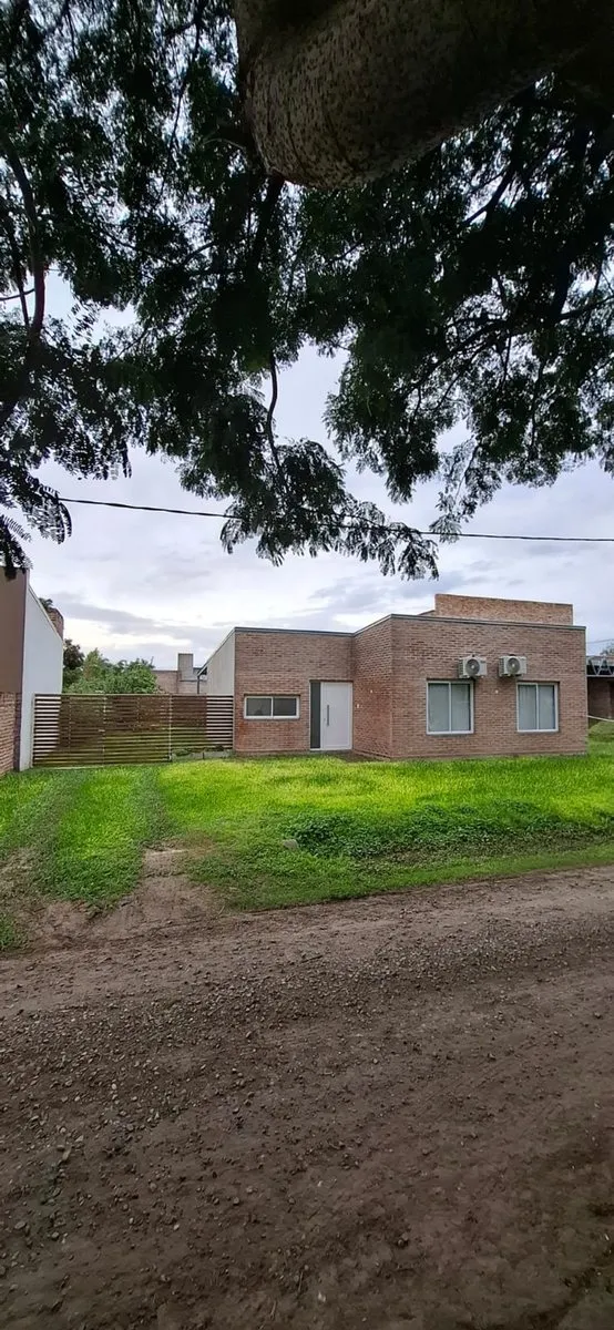 Casa en Carlos Yenerich 2500