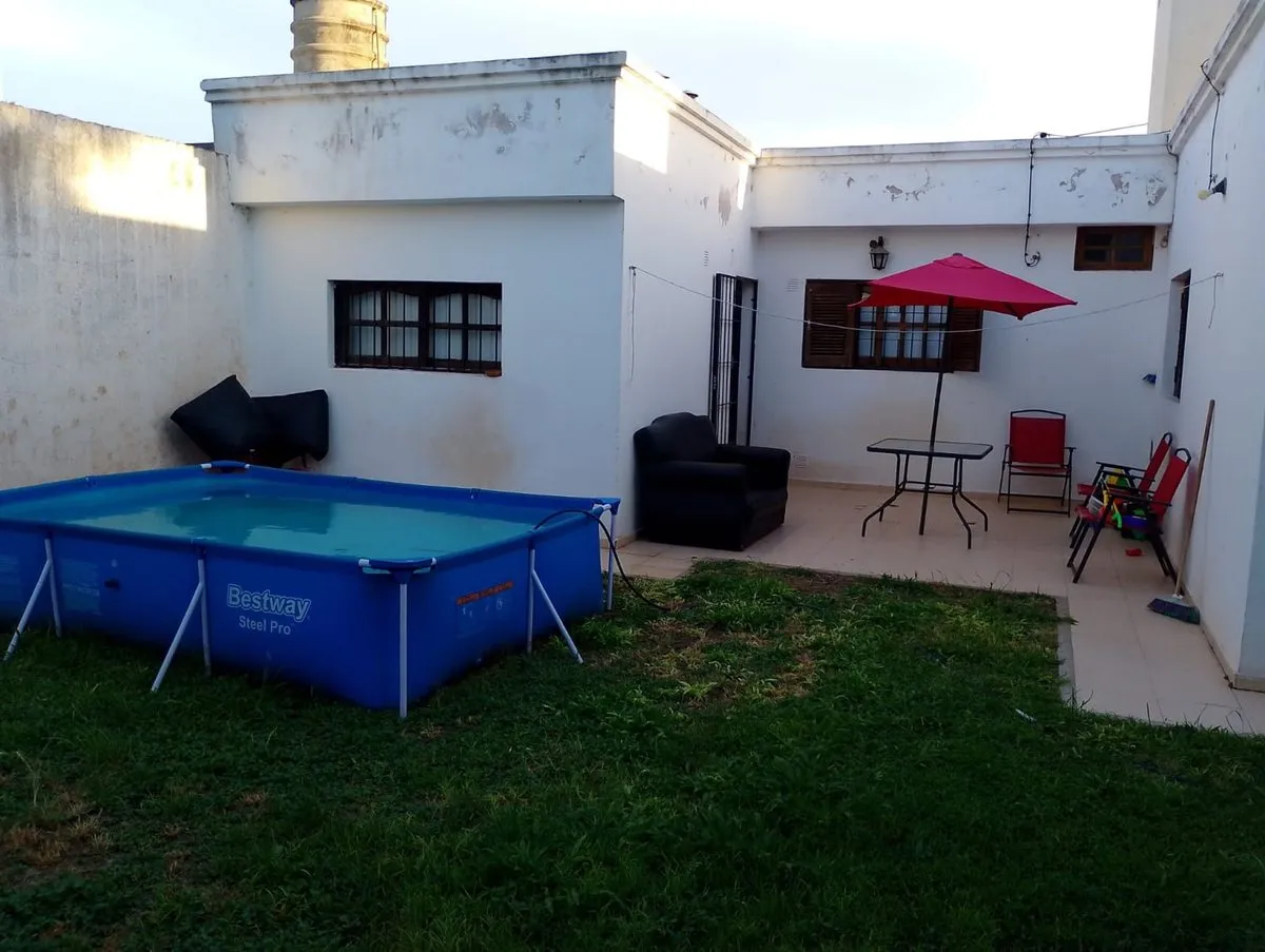 Casa en Chascomus 3000