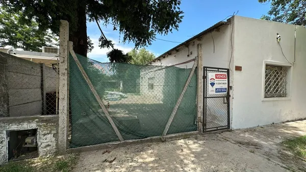 Casa en Leopoldo Lugones 0