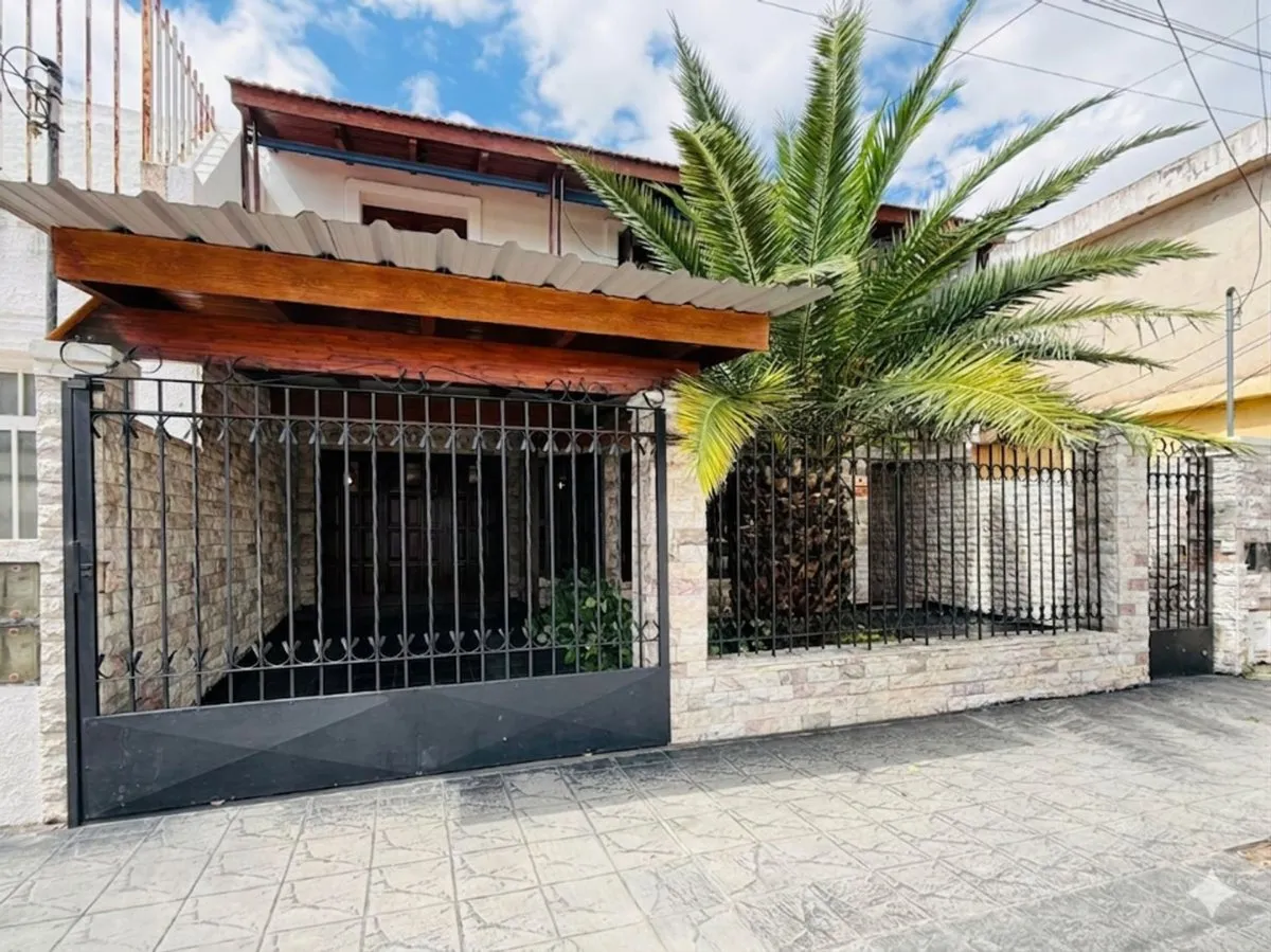Casa en Martín Alonso Pinzón 1200