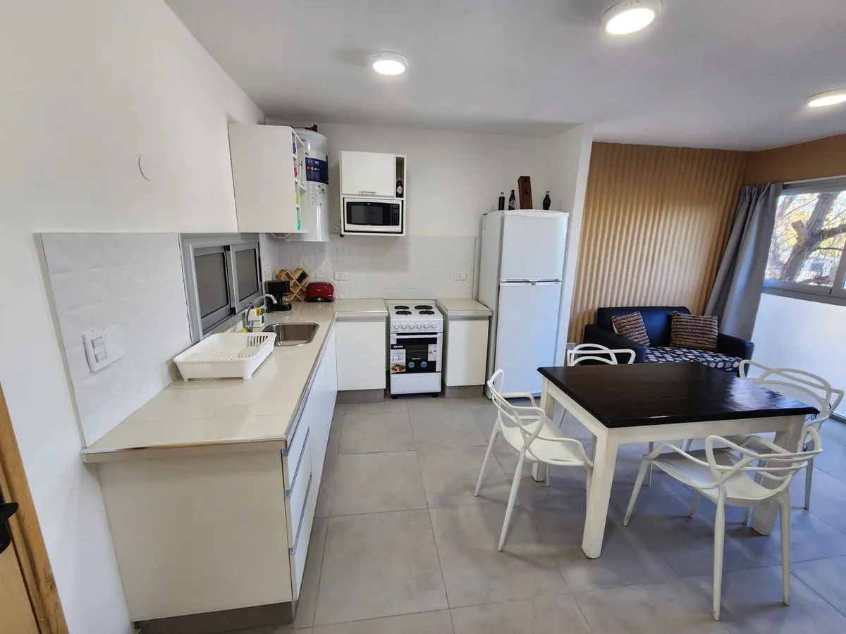 Departamento en Anatole France 1000