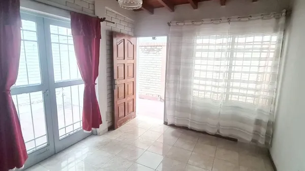 P H en Villa Dolores 1200