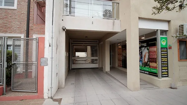 Cochera en Güemes 900
