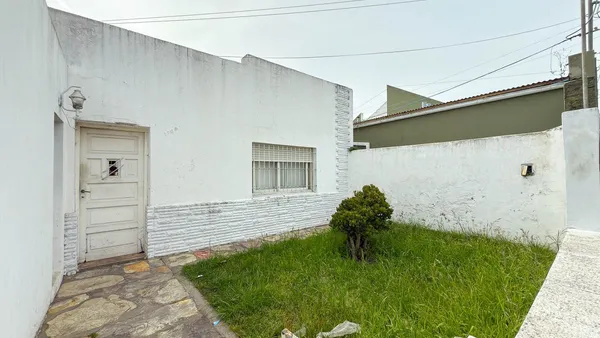 Casa en Hipólito Yrigoyen 1100