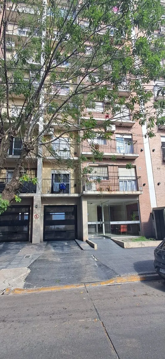 Departamento en General Las Heras 900