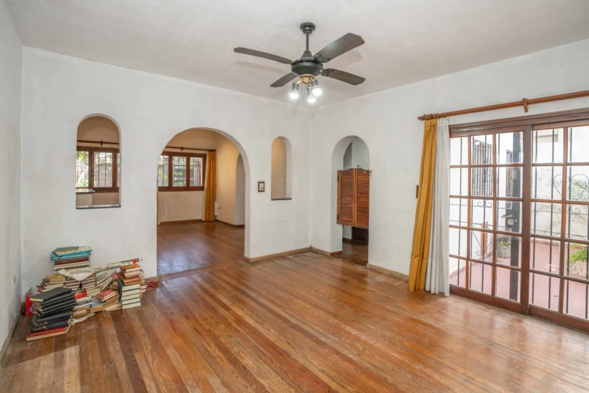 Casa en Libertad 2400