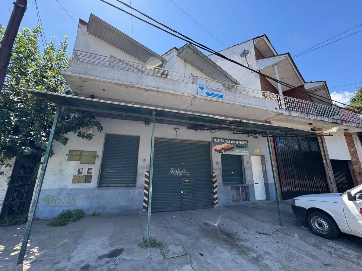Casa en Avenida Cabred 600