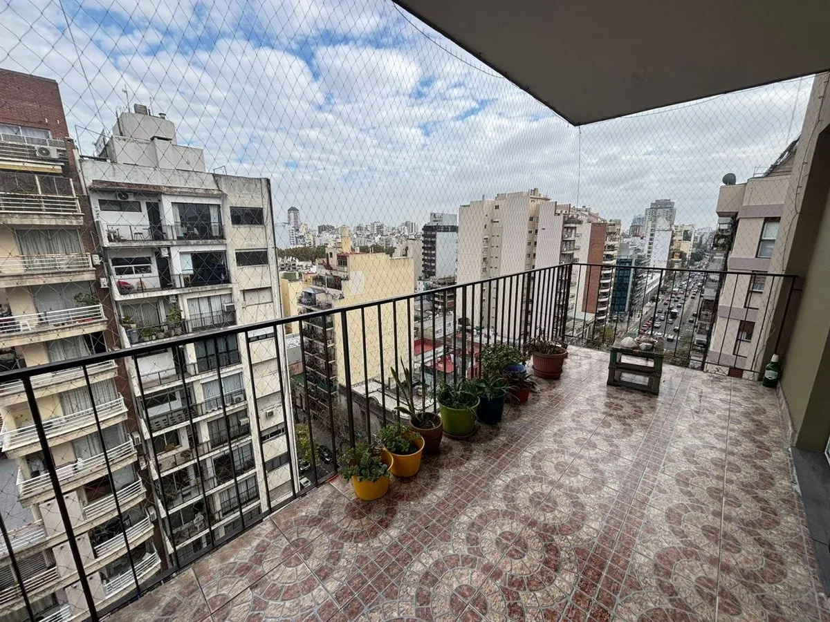 Departamento en Mario Bravo 1000