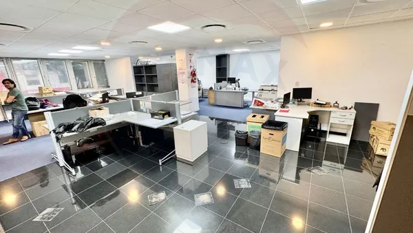 Oficina en Avenida Santa Fe 800
