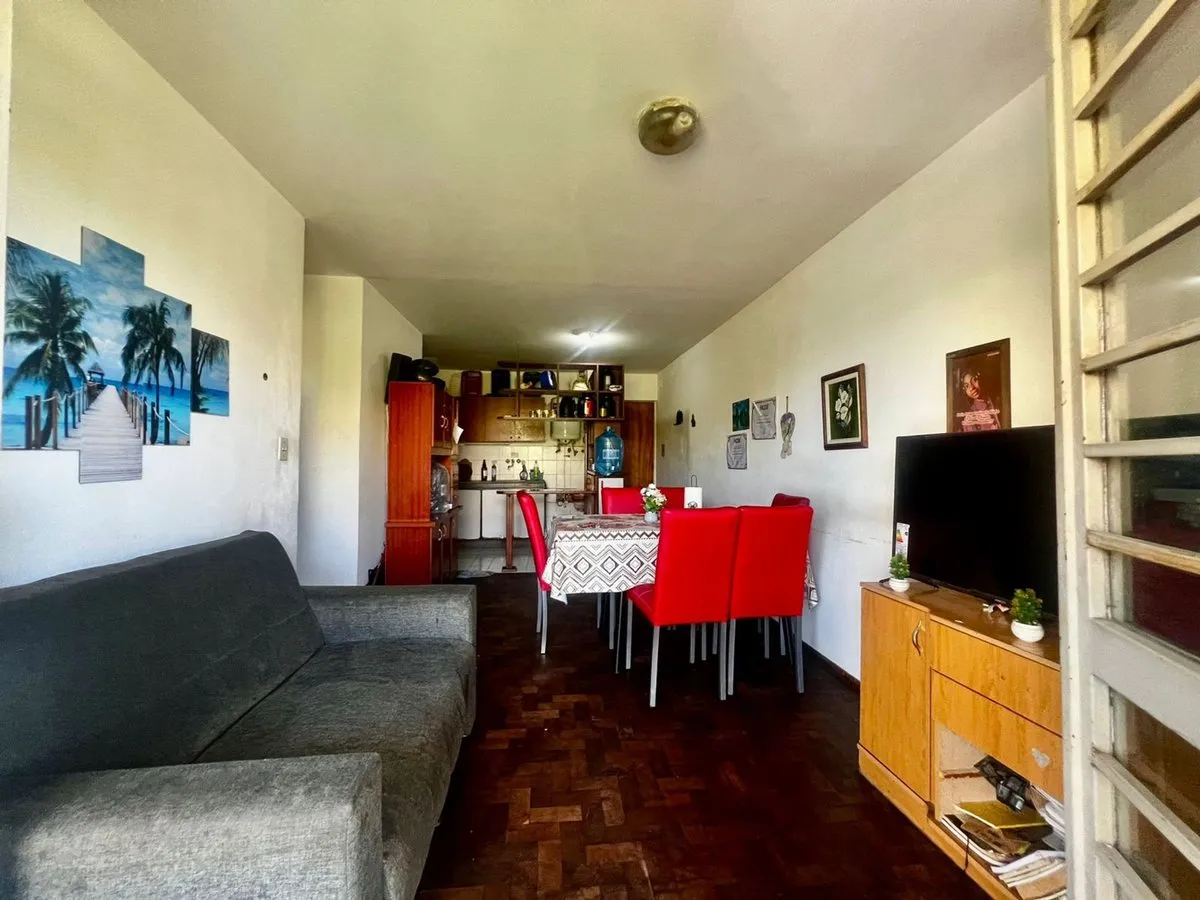 Departamento en Duarte Quirós 1800