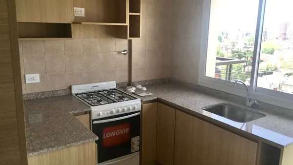 Departamento en Avenida Hipólito Yrigoyen 1100