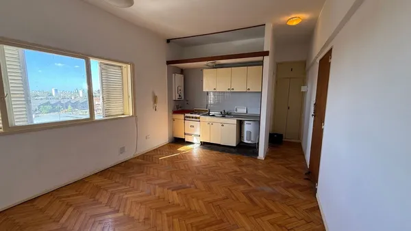 Departamento en Avenida Rivadavia 10900