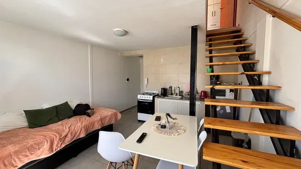 Departamento en Chacabuco 200