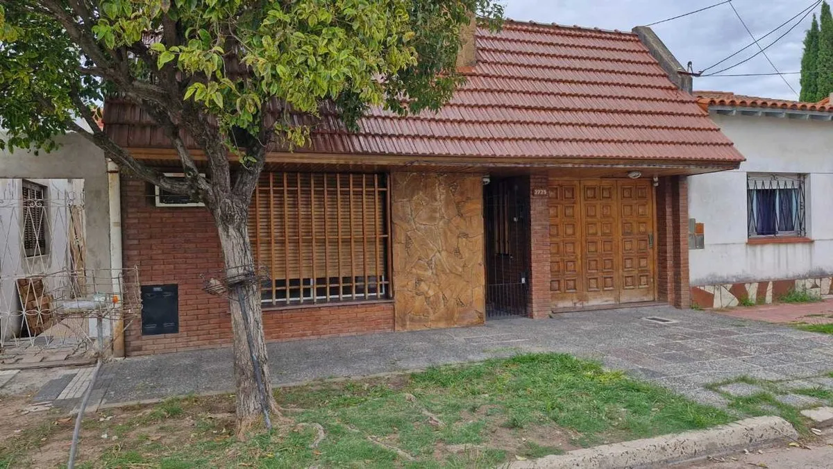 Casa en Coronel Allende 2700