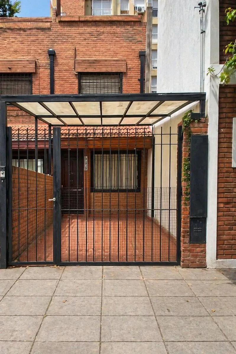 P H en Nicolás Avellaneda 900