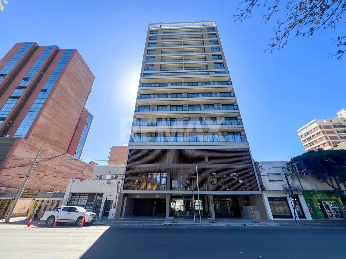 Departamento en San Martín 100