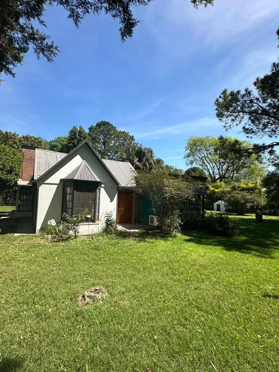 Casa en Violetas 4100