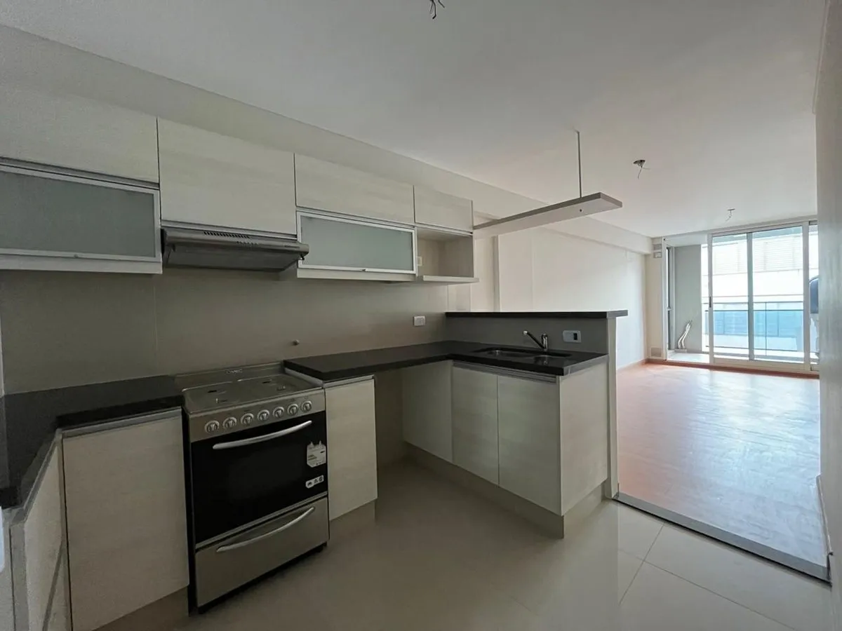 Departamento en Chacabuco 1500