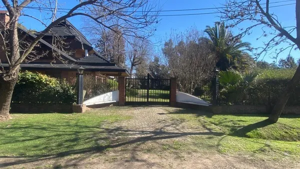 Quinta en Canning 3400