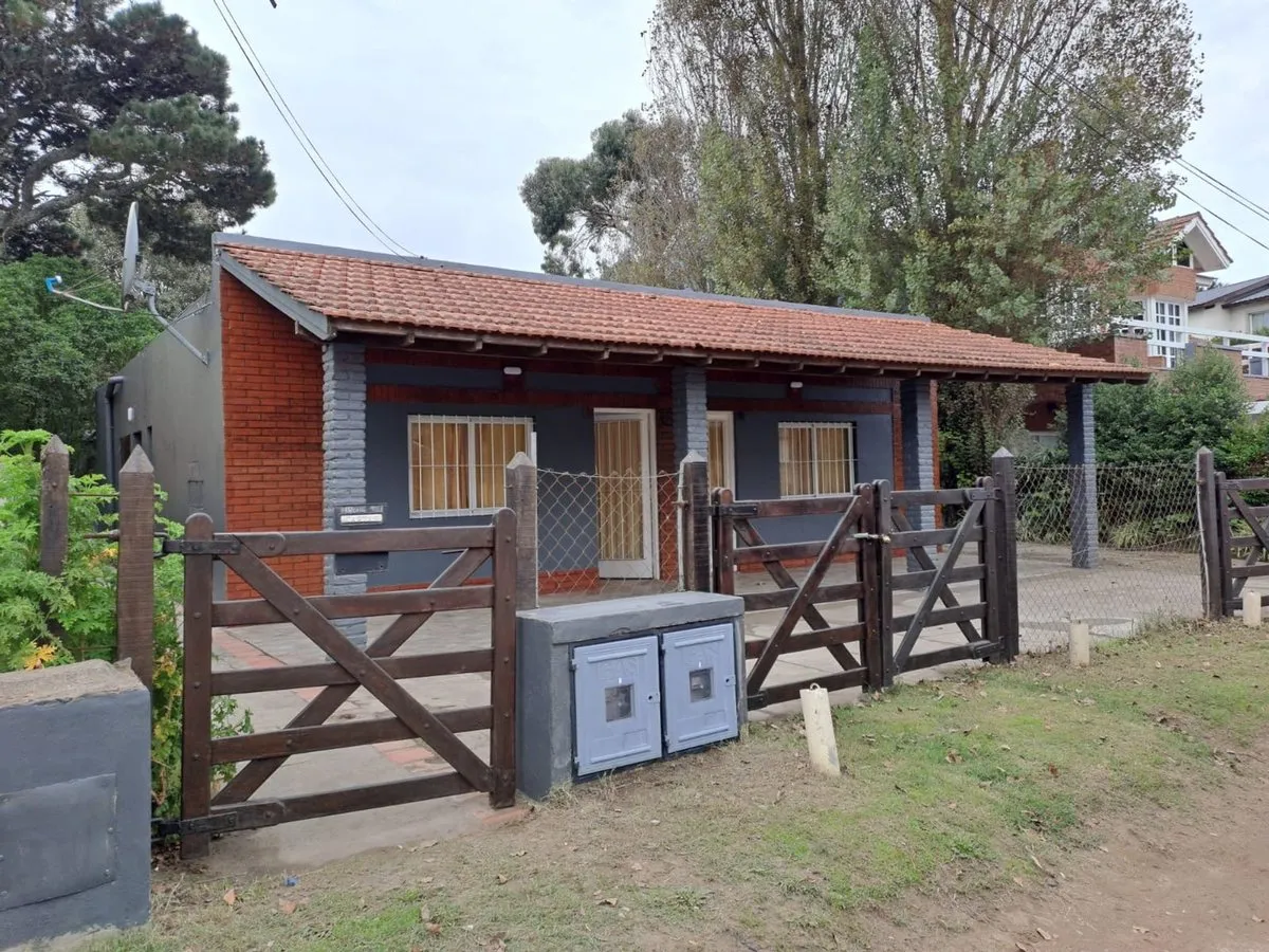 Departamento en Coronel de Marina Hubac 100