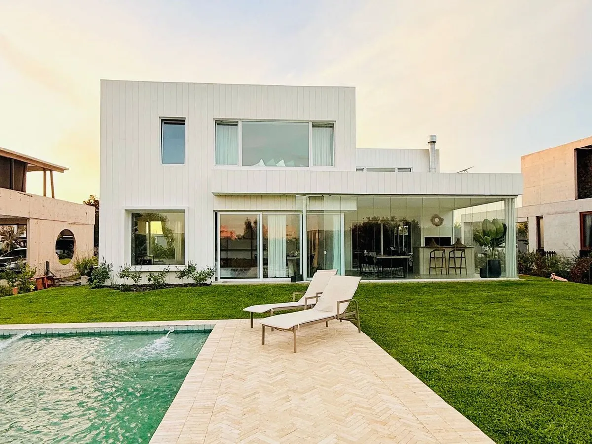 Casa en Puertos del Lago, Barrio Muelles 100