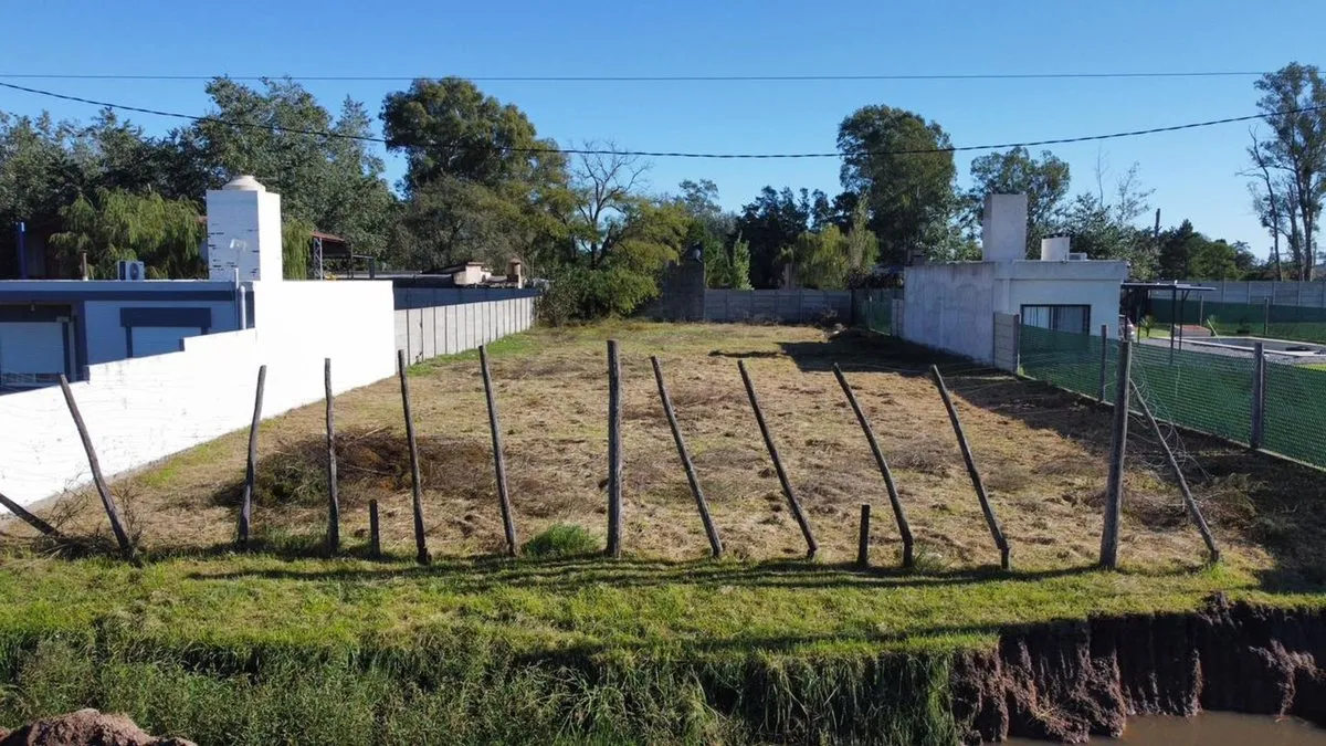 Lote en Azcoaga 2000